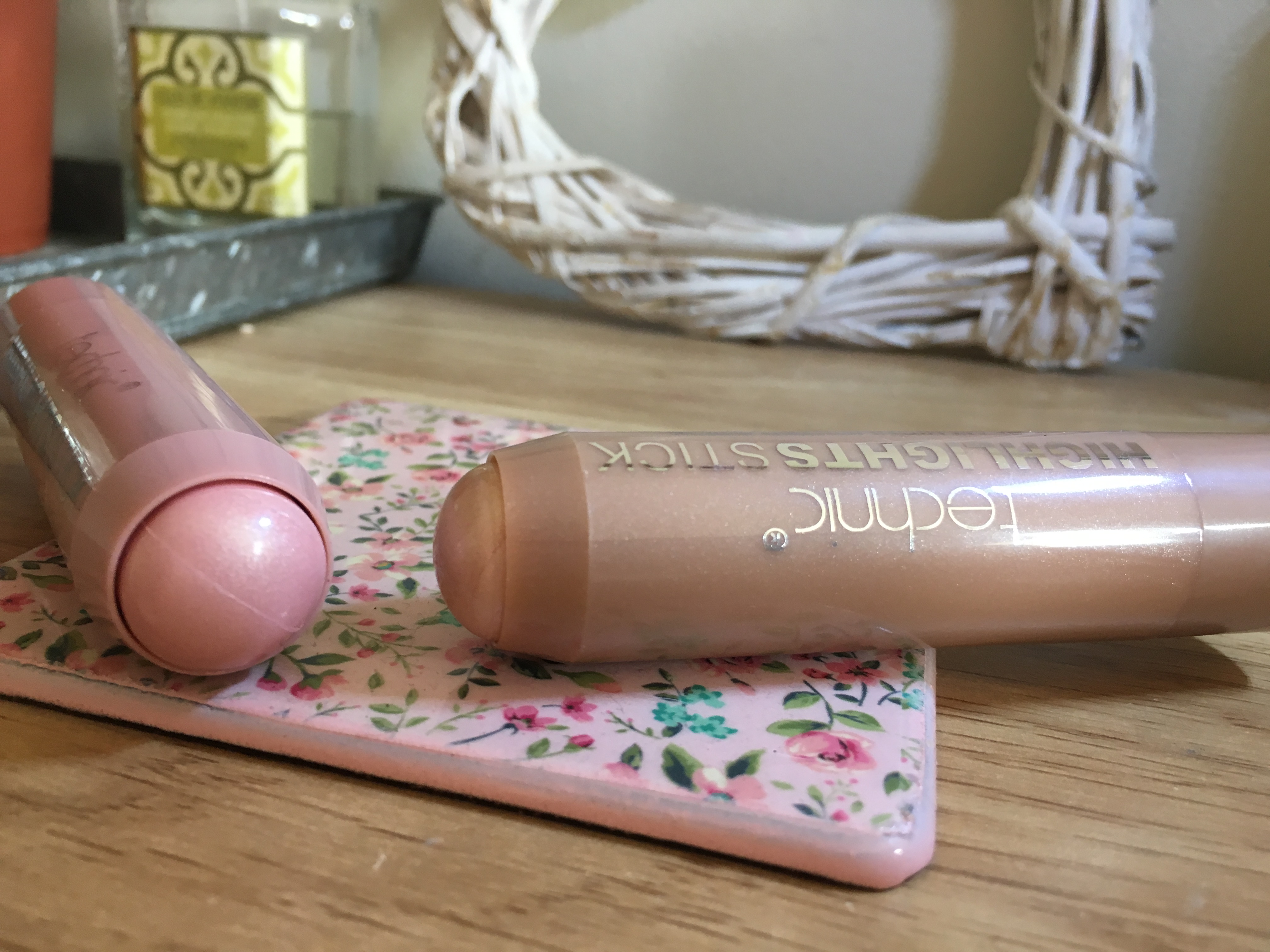 Review: Technic Highlighter Stick in Blush Bronze – La Blog Beauté